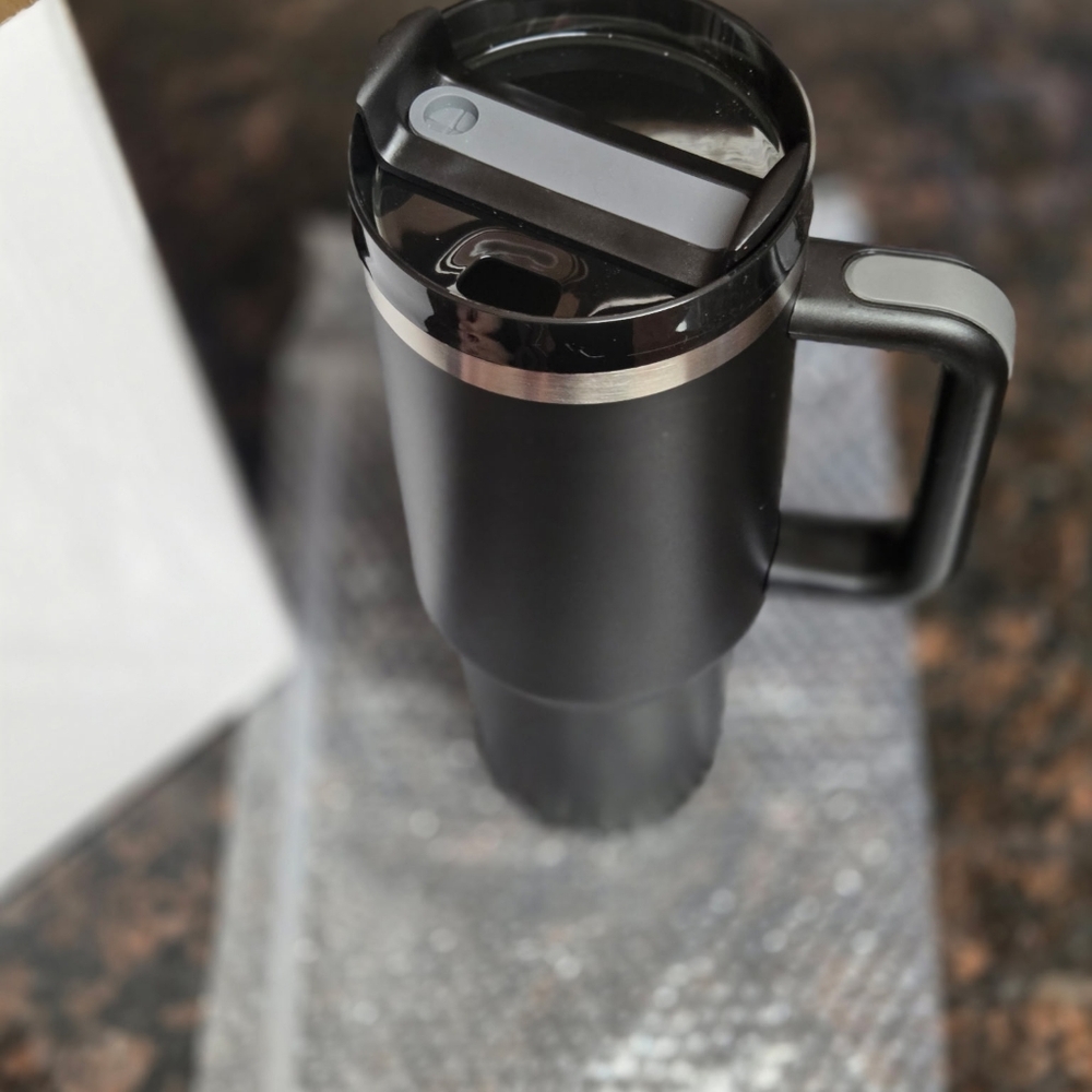 40 oz Insulated Tumbler with Handle & Straw | Stanley-Style | BPA Free - Picture 5 of 7